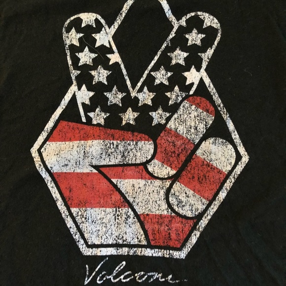 Volcom Size S Tank - Picture 2 of 3